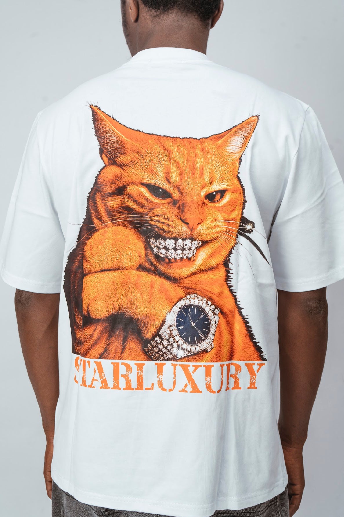 WHITE GRAPHIC SHIRT